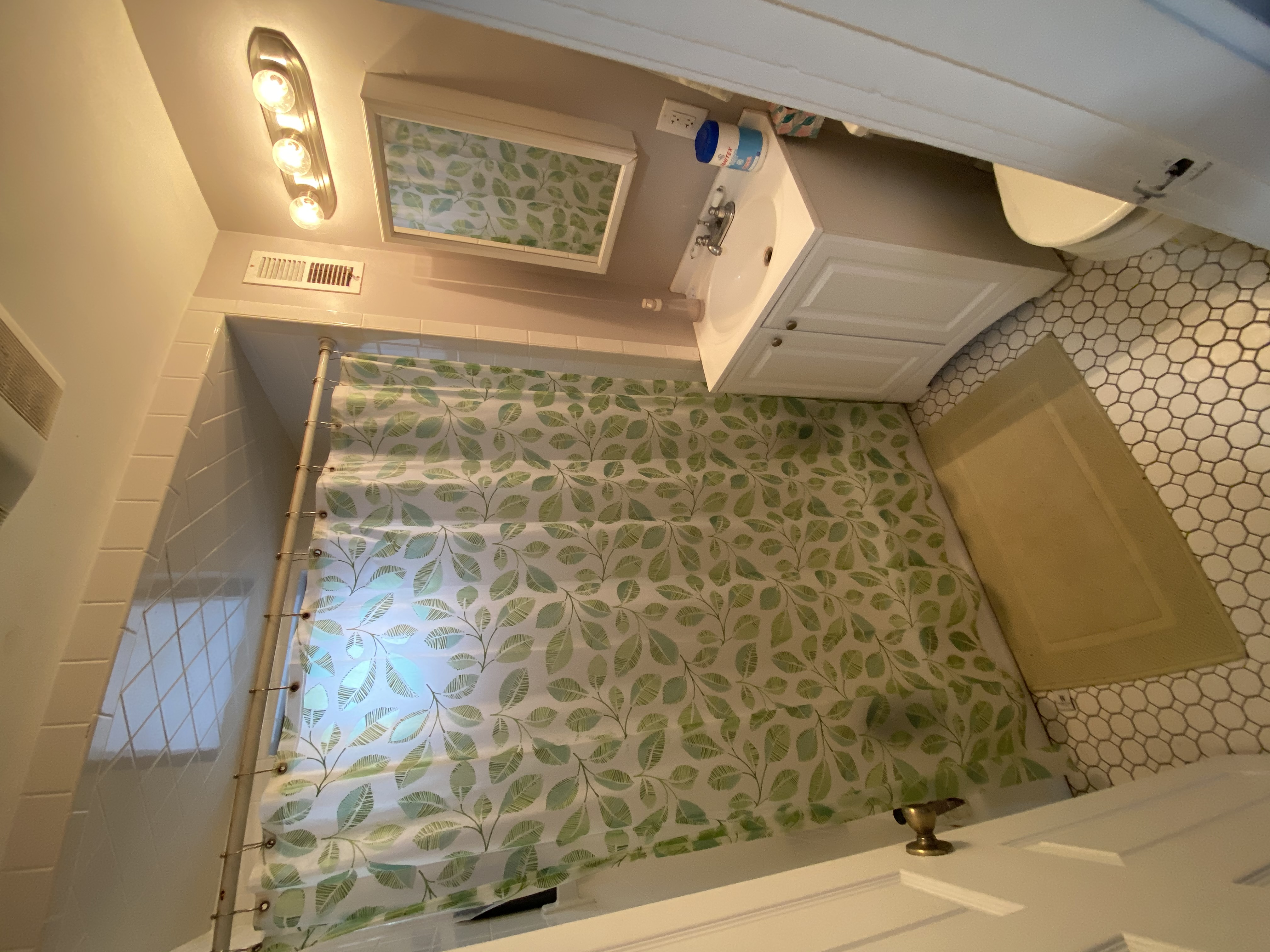 10 Cutter Ave, Davis Square