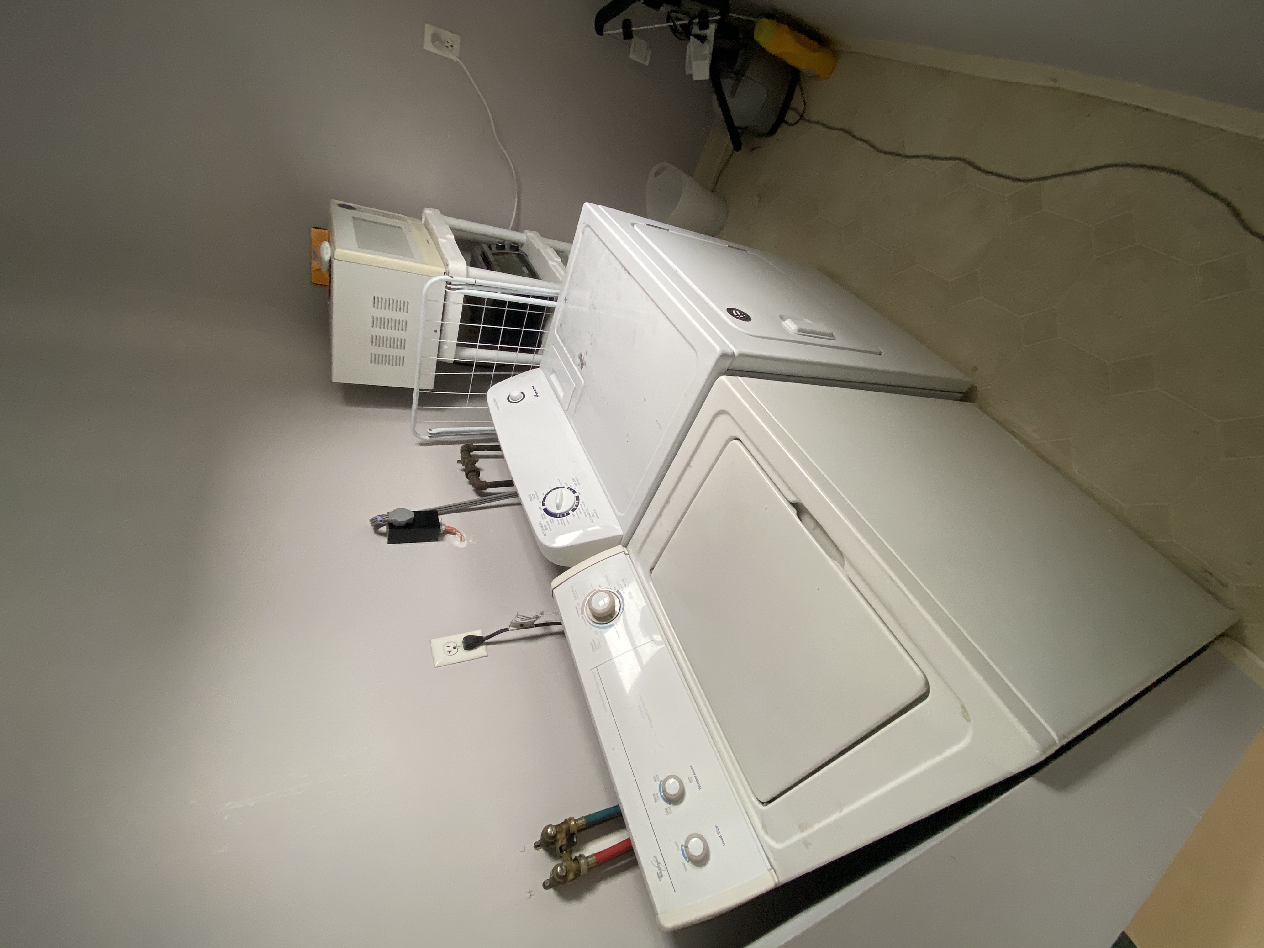 10 Cutter Ave, Davis Square