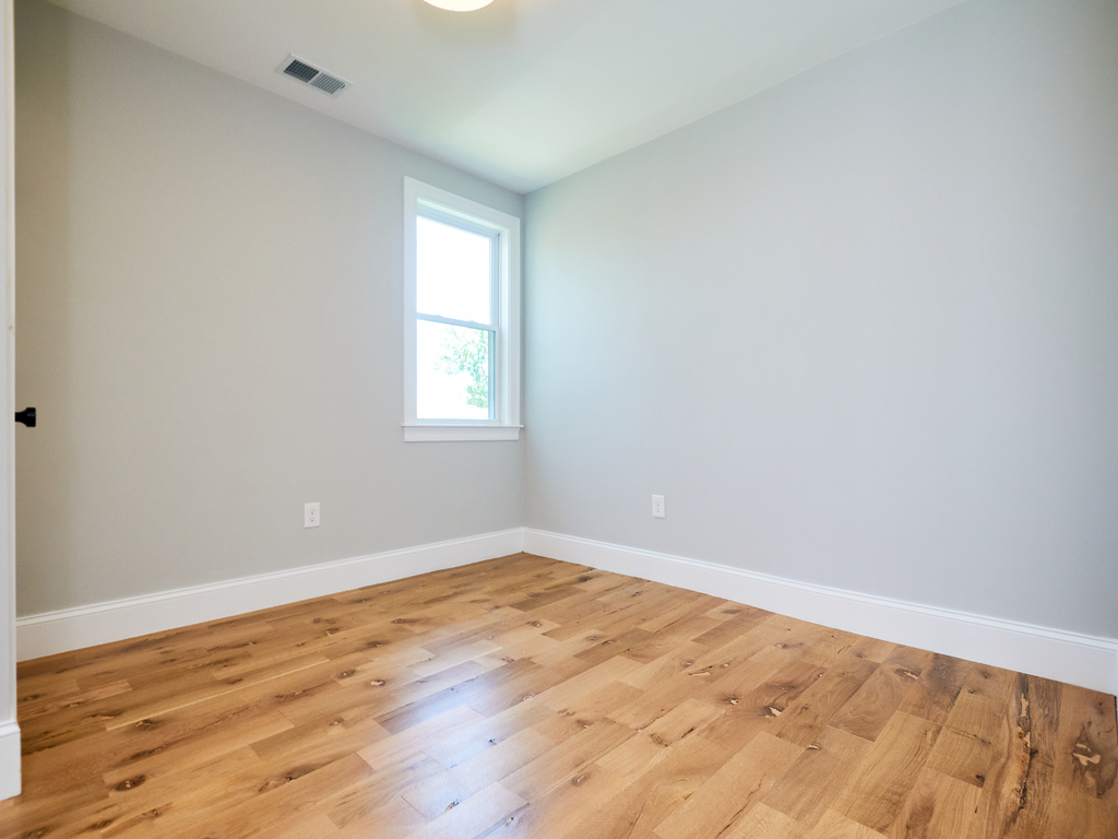 1114 Saratoga St, East Boston