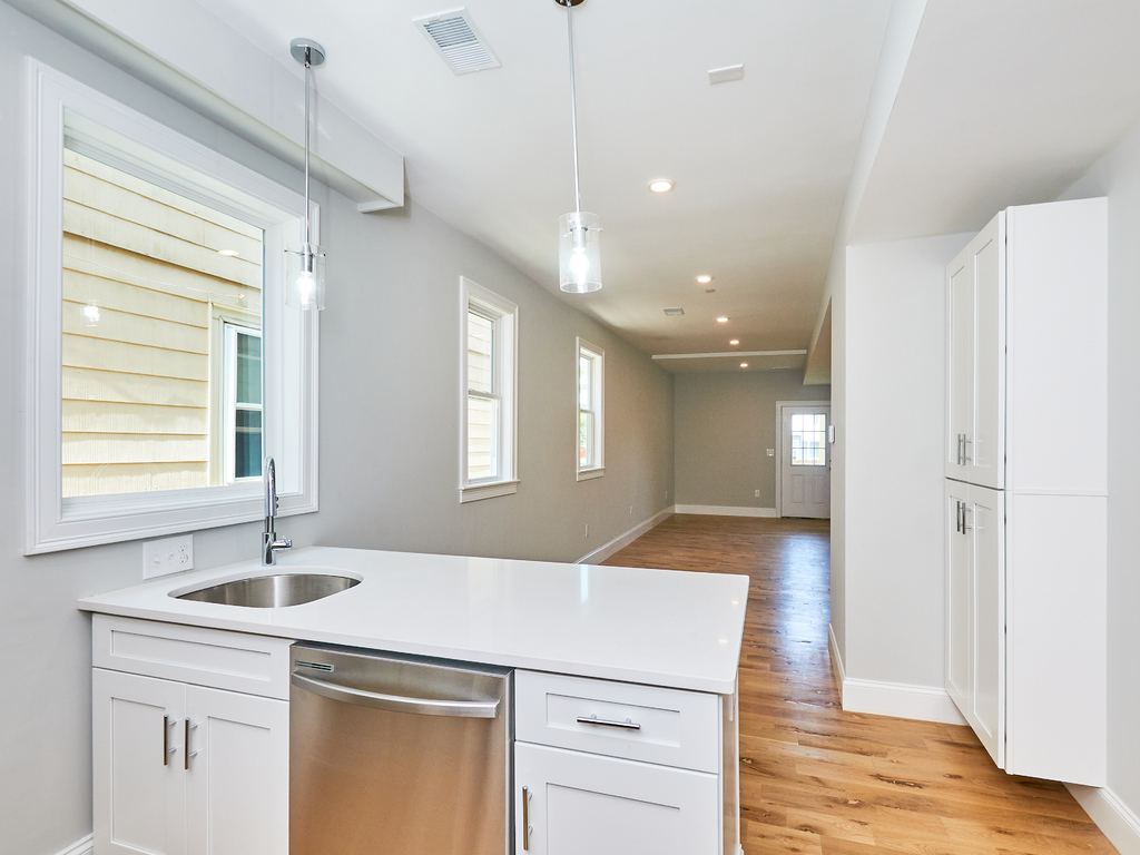 1114 Saratoga St, East Boston