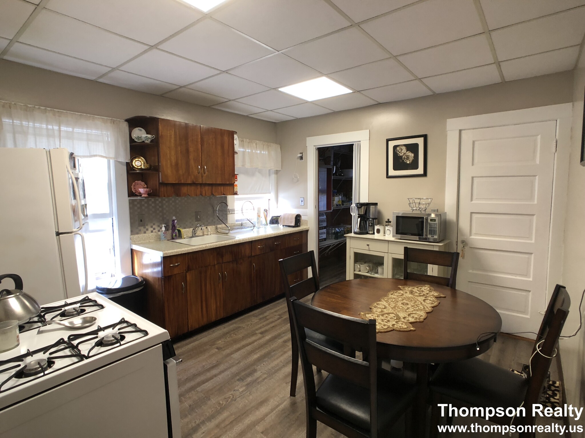 2 bed, 1 bath apartment for rent at 94 Grant Ave, Medford — photo 6 of 13