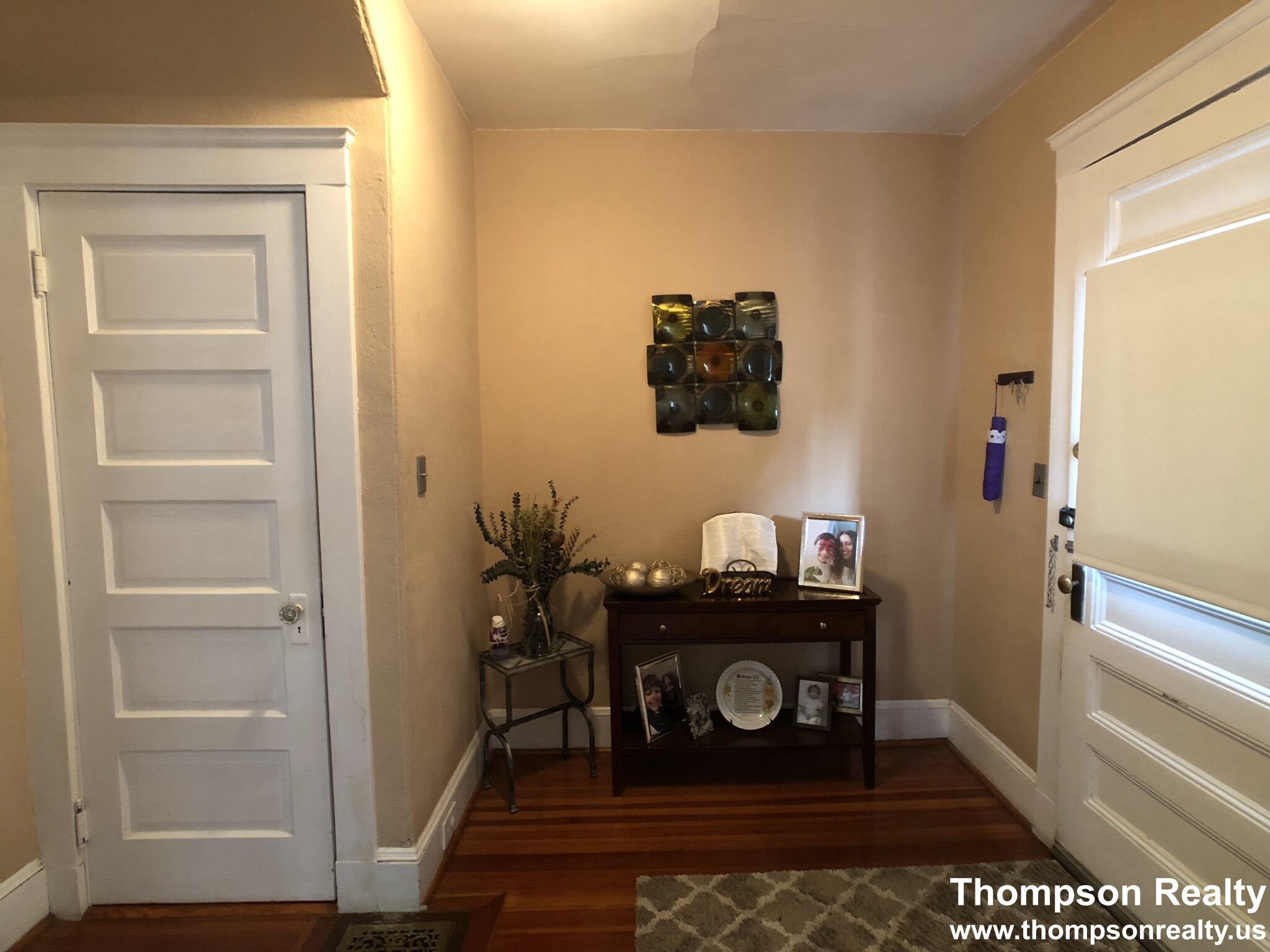 2 bed, 1 bath apartment for rent at 94 Grant Ave, Medford — photo 3 of 13