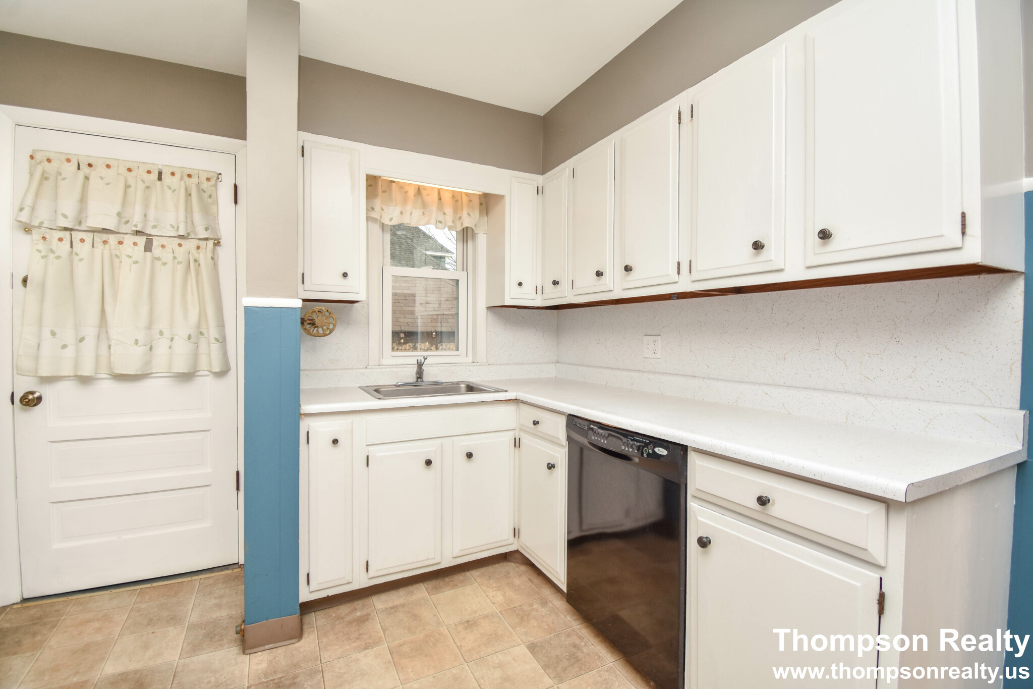 3 bed, 1 bath apartment for rent at 16 Chester Ave, Medford Hillside — photo 14 of 40