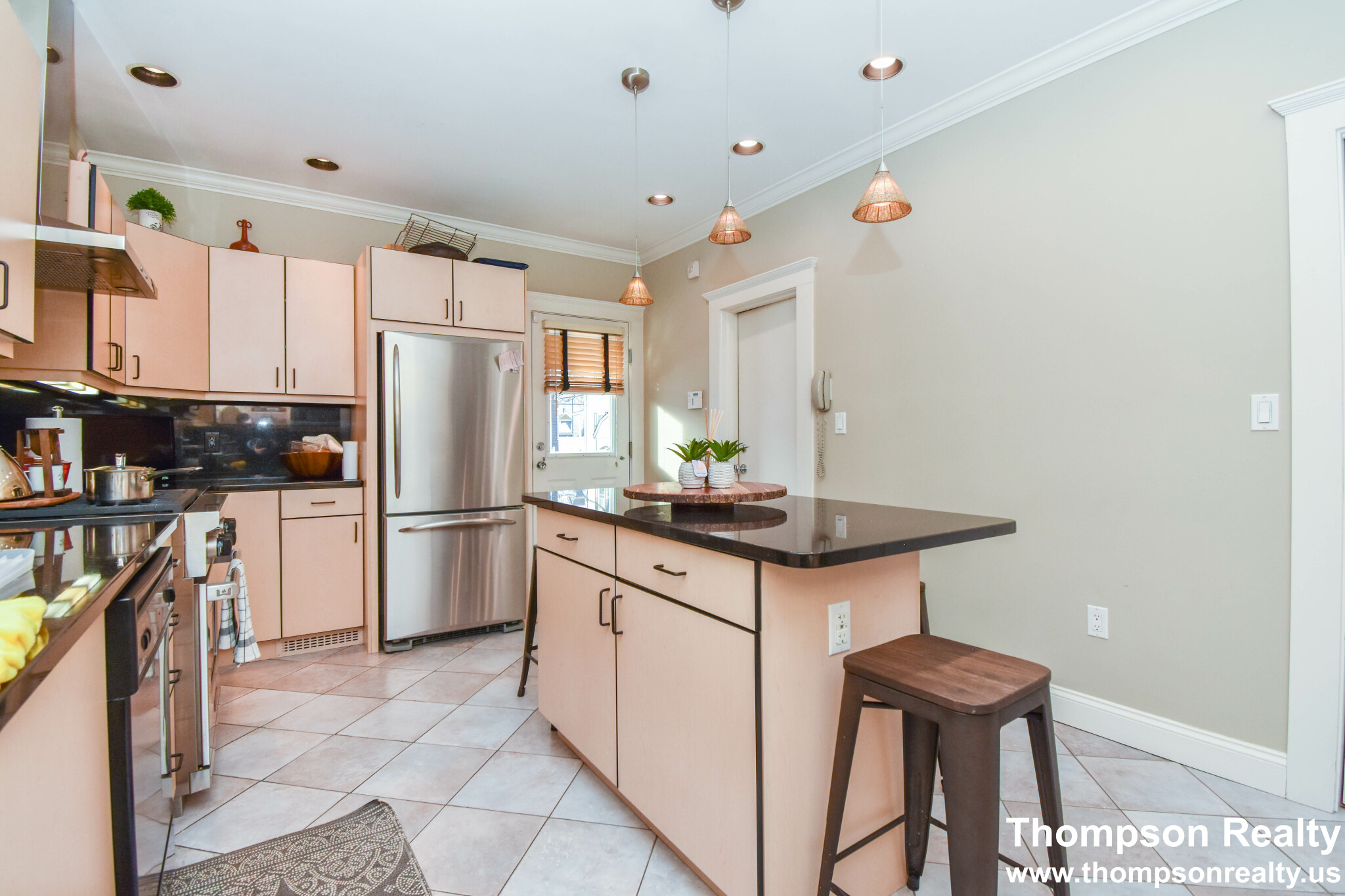 3 bed, 2 bath apartment for rent at 98 Grant Ave Unit 1, Medford — photo 17 of 46