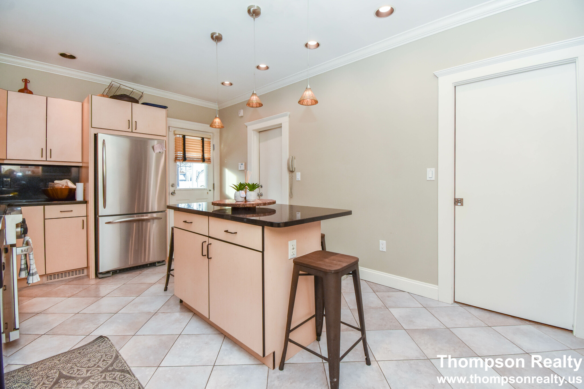 3 bed, 2 bath apartment for rent at 98 Grant Ave Unit 1, Medford — photo 18 of 46