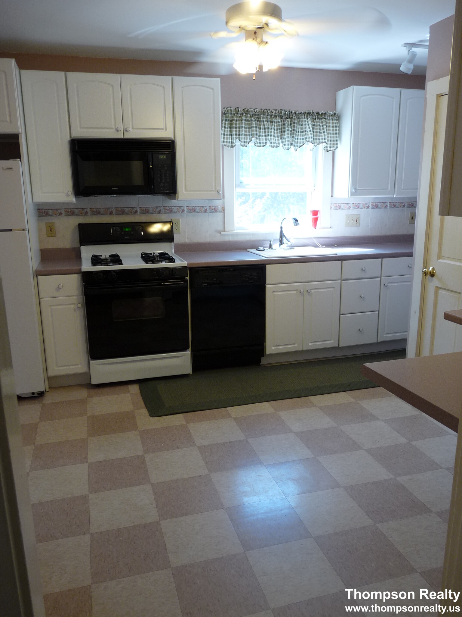 80 Magoun Ave, Medford