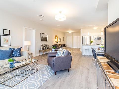 70 Bremen St, East Boston