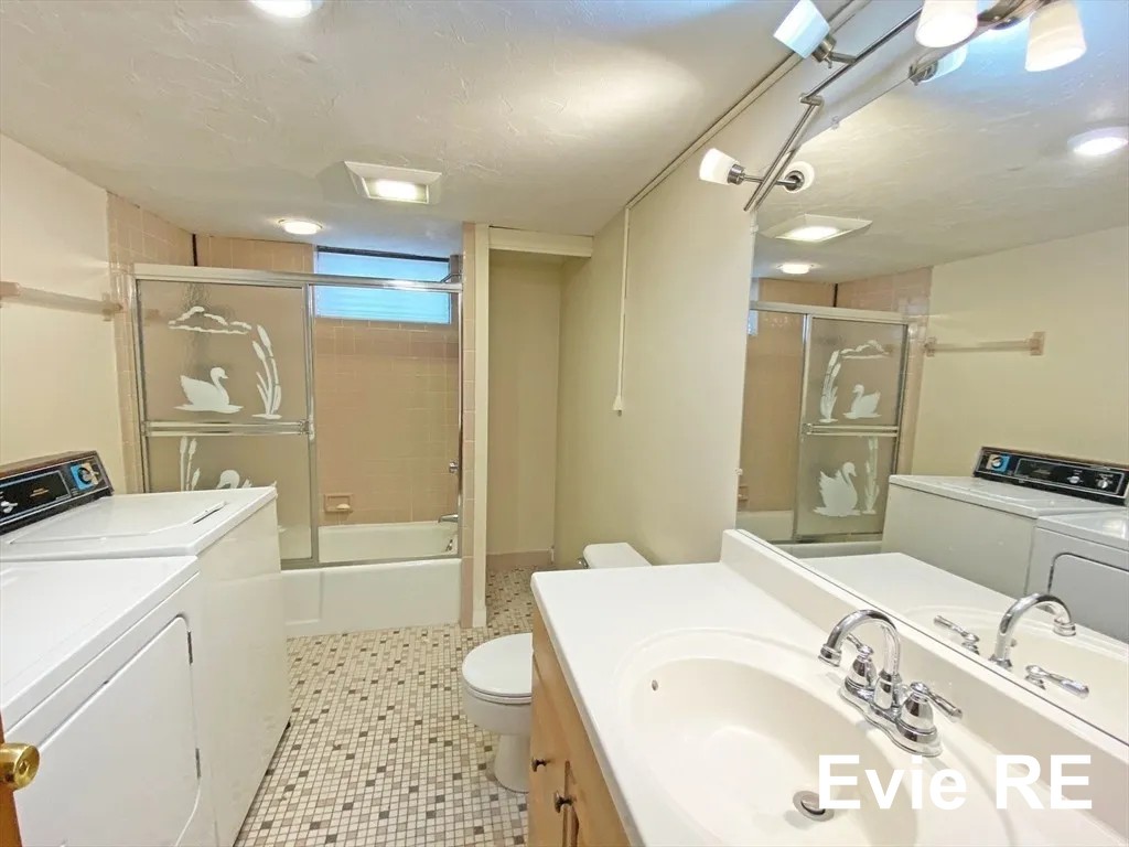 Photos of apartment on Commonwealth Ave.,Newton MA 02459
