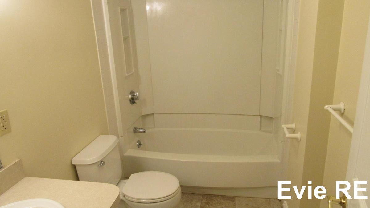 452 Hanover St, North End