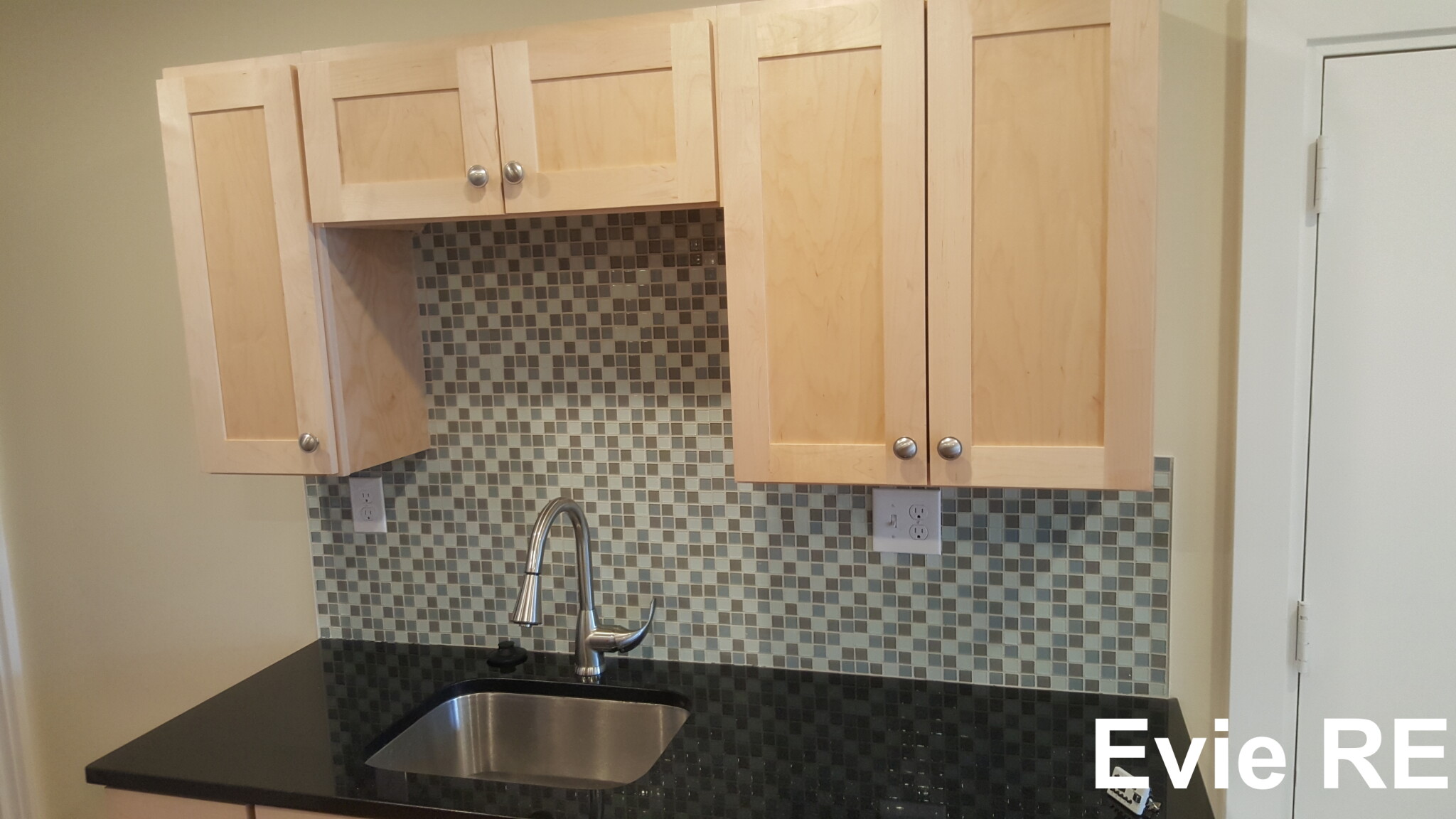 452 Hanover St, North End