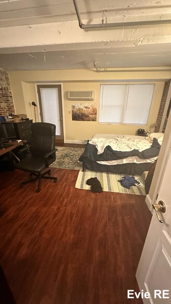 452 Hanover St, North End