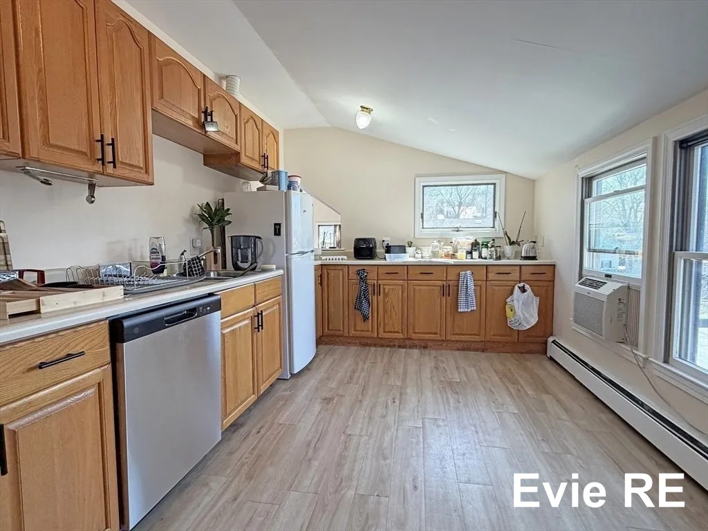Pictures of  property for rent on Commonwealth Ave., Newton, MA 02459
