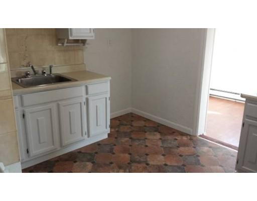 4 bed, 1 bath apartment for rent at 55 Leyden St Unit 3, East Boston — photo 3 of 11