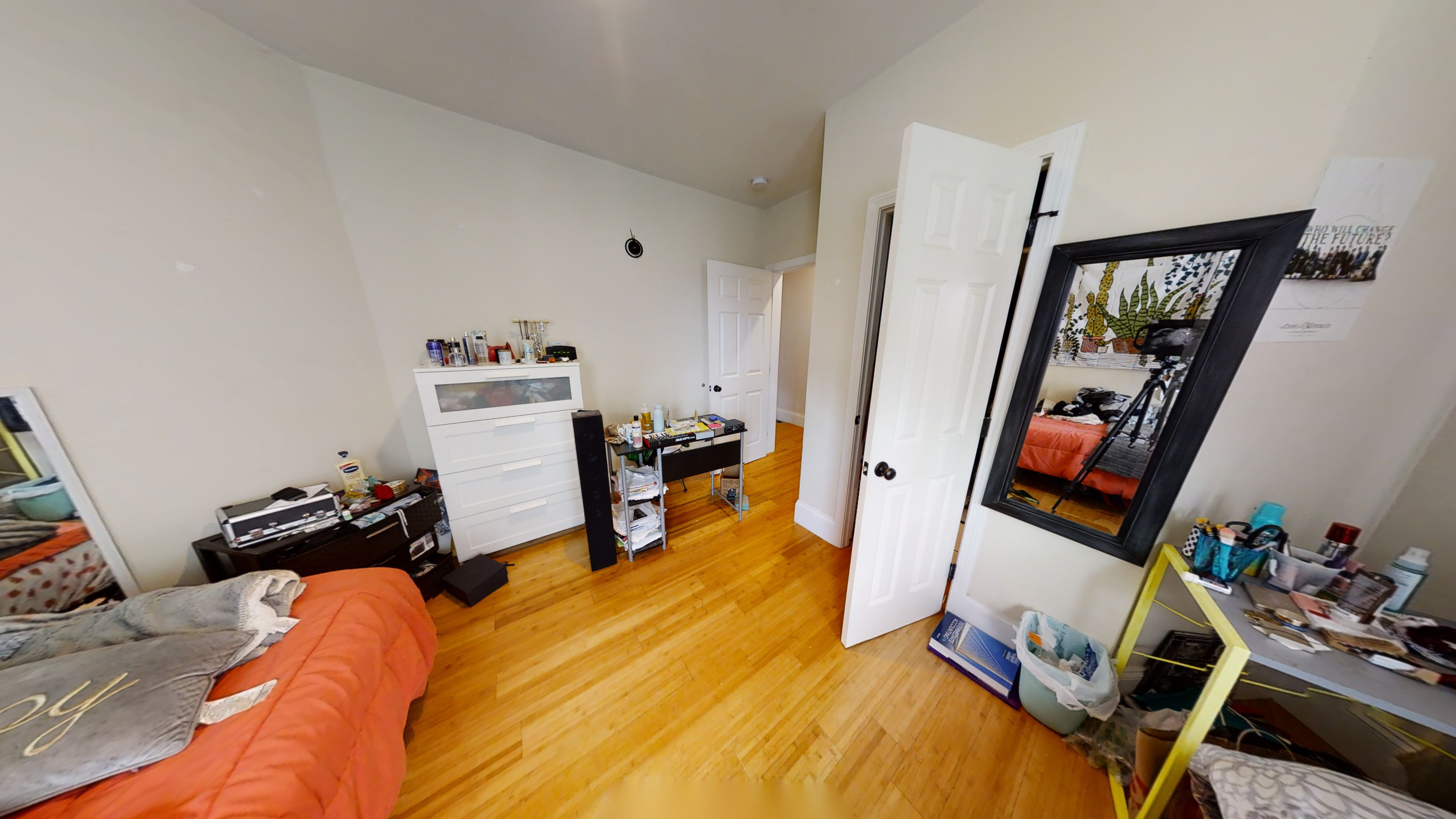 722 Saratoga St, East Boston