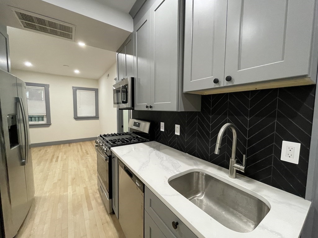 41 Long Ave, Allston