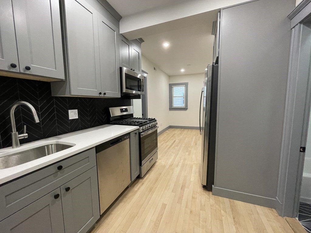 41 Long Ave, Allston