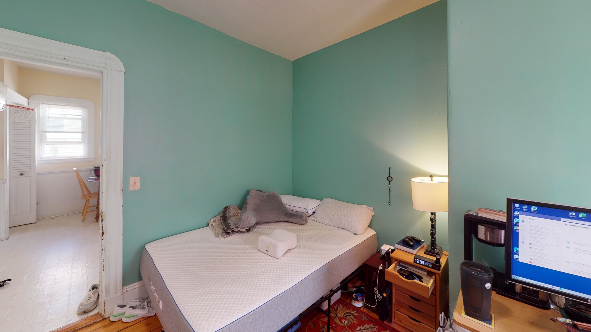 4 bed, 1 bath apartment for rent at 29 Victoria St Unit 2, Somerville — photo 6 of 14