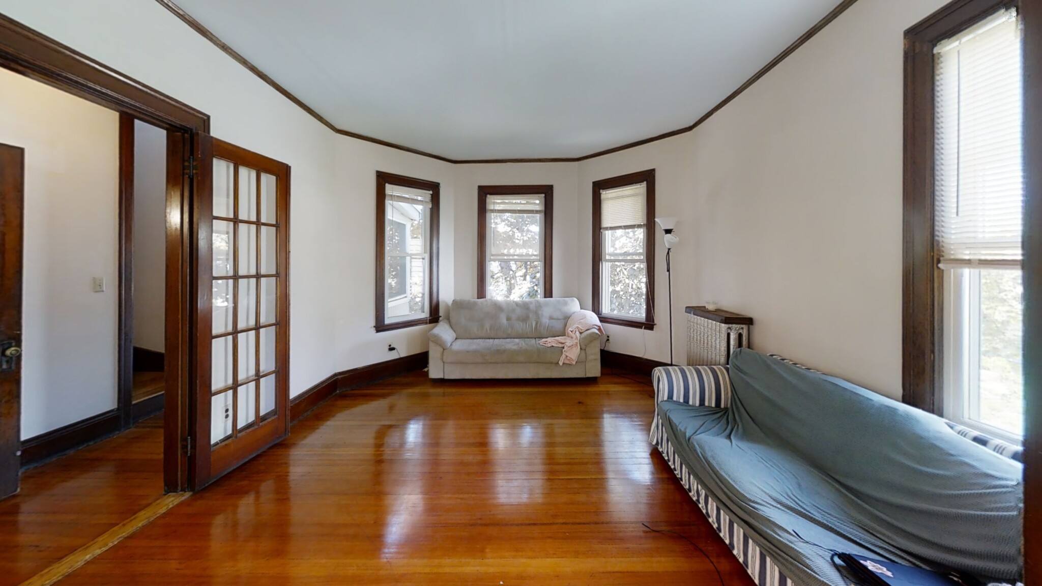 4 bed, 2 bath apartment for rent at 76 Heath St, Somerville — photo 5 of 21