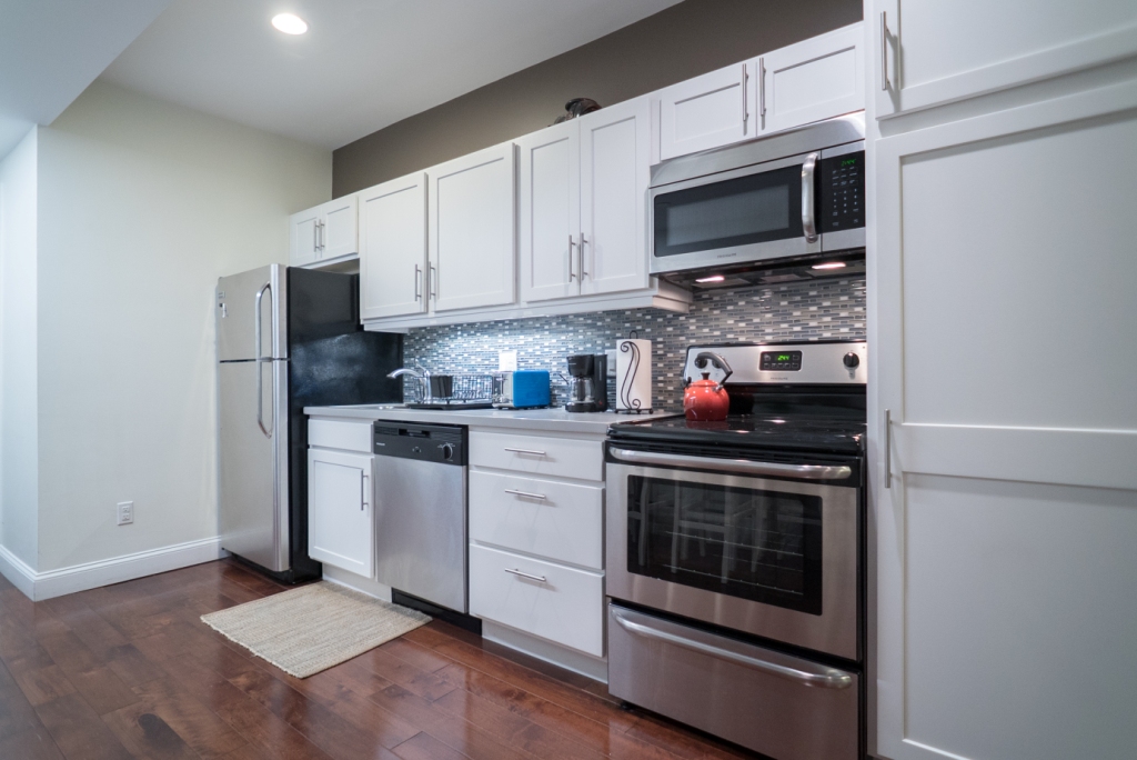 2 bed, 1 bath apartment for rent at 9 Anderson St Unit 2R, Beacon Hill