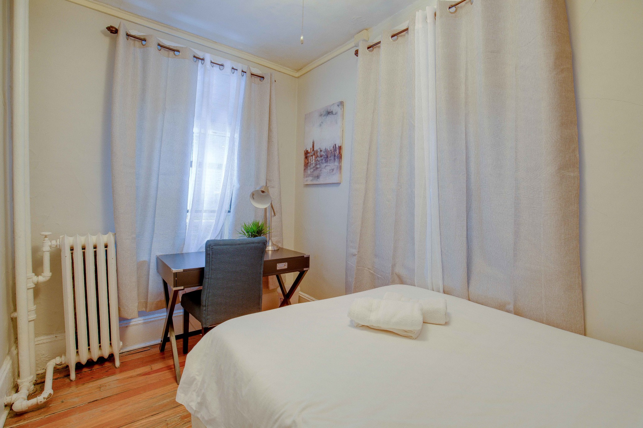 2.5 bed, 1.5 bath apartment for rent at 284 Cambridge St Unit 11, Beacon Hill — photo 3 of 20