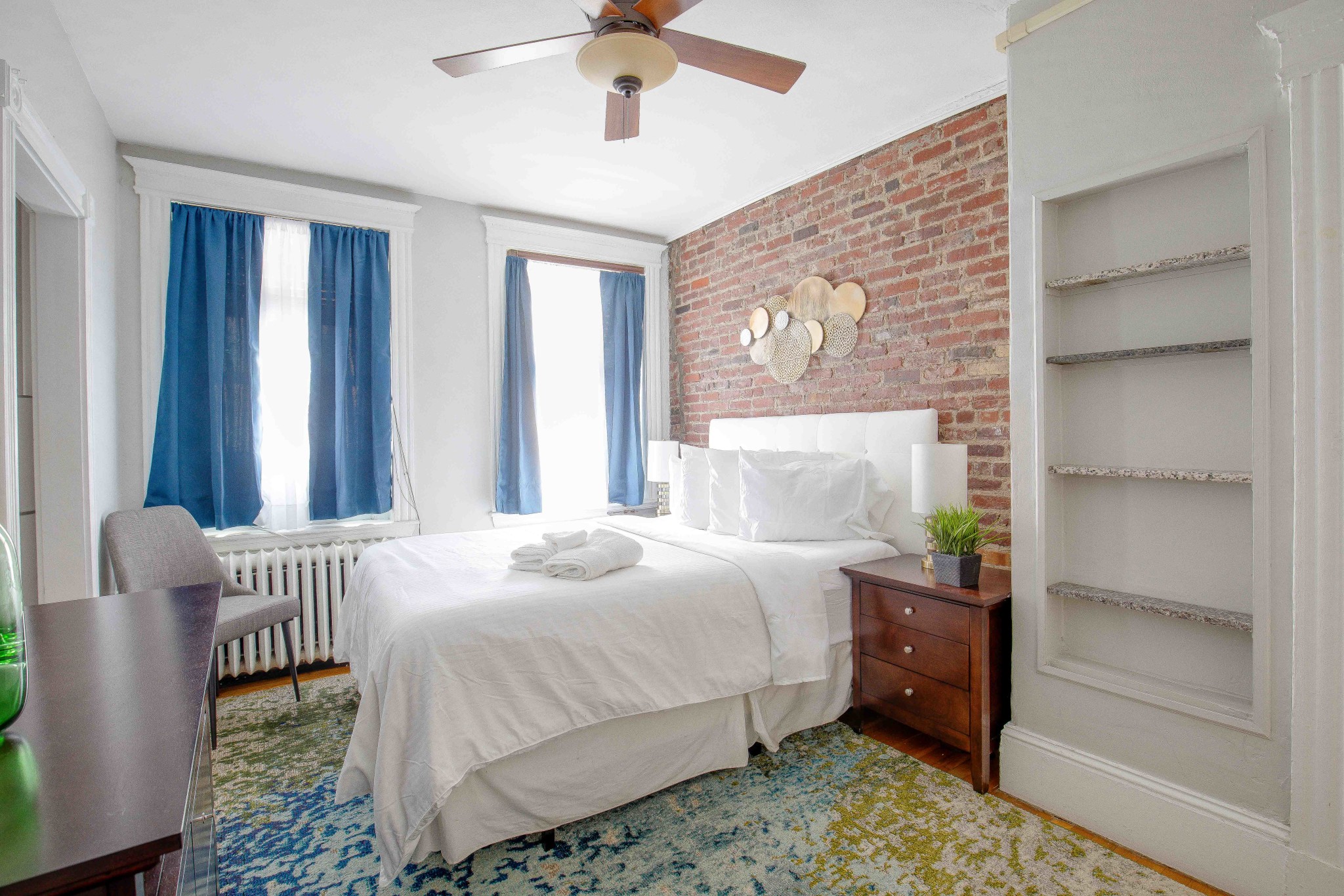 2.5 bed, 1.5 bath apartment for rent at 284 Cambridge St Unit 11, Beacon Hill — photo 9 of 20