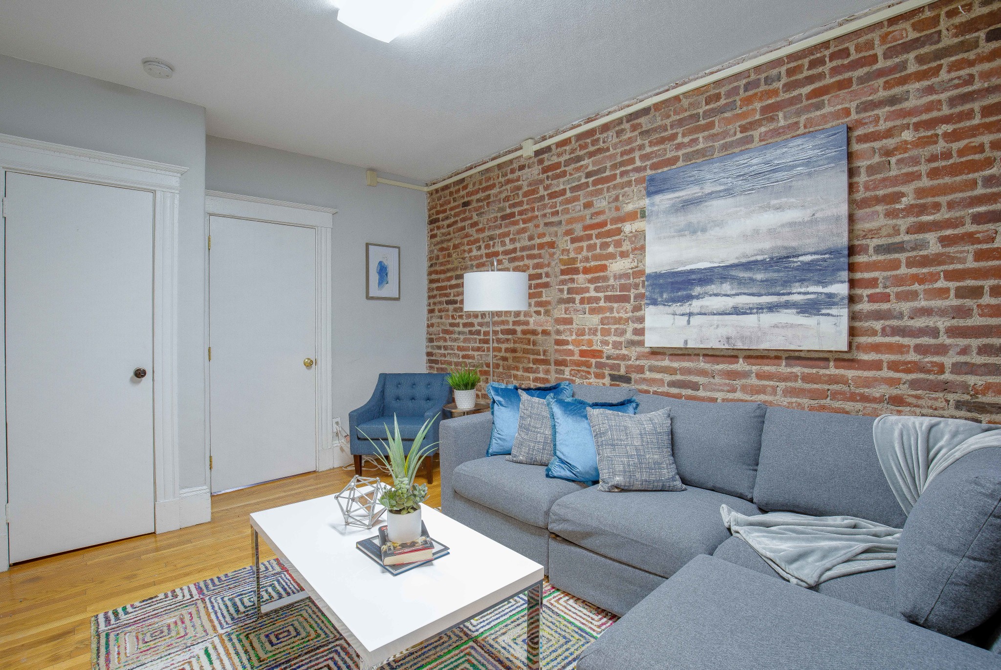 2.5 bed, 1.5 bath apartment for rent at 284 Cambridge St Unit 11, Beacon Hill — photo 12 of 20
