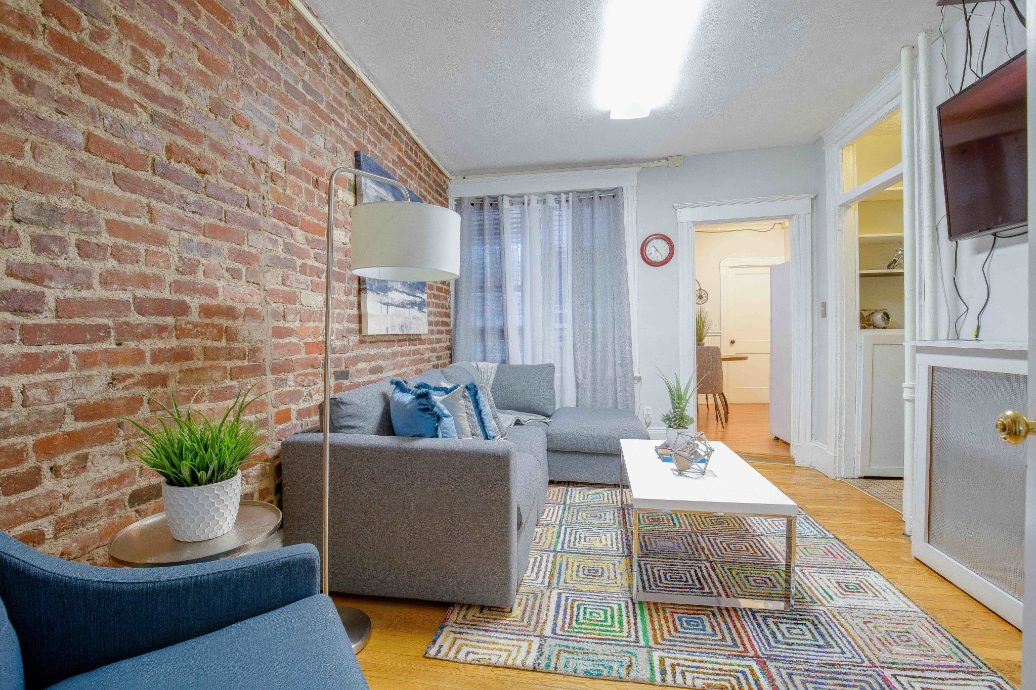 2.5 bed, 1.5 bath apartment for rent at 284 Cambridge St Unit 11, Beacon Hill — photo 15 of 20