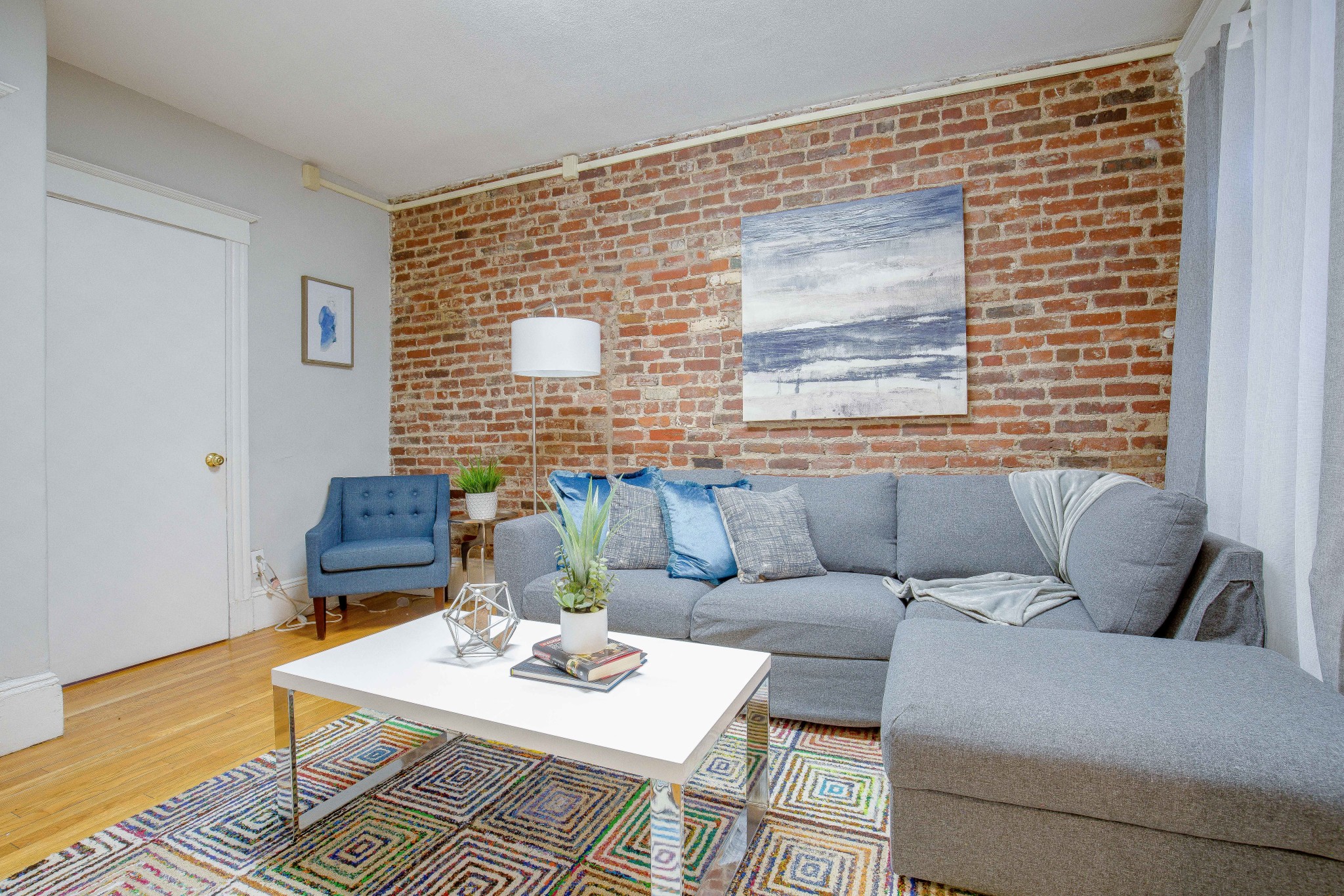 2.5 bed, 1.5 bath apartment for rent at 284 Cambridge St Unit 11, Beacon Hill — photo 18 of 20