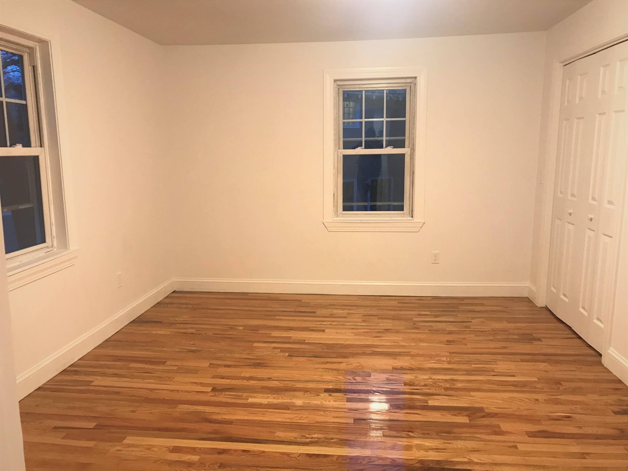5 bed, 2 bath apartment for rent at 7 Perry St Unit 3, Brookline Village — photo 12 of 25
