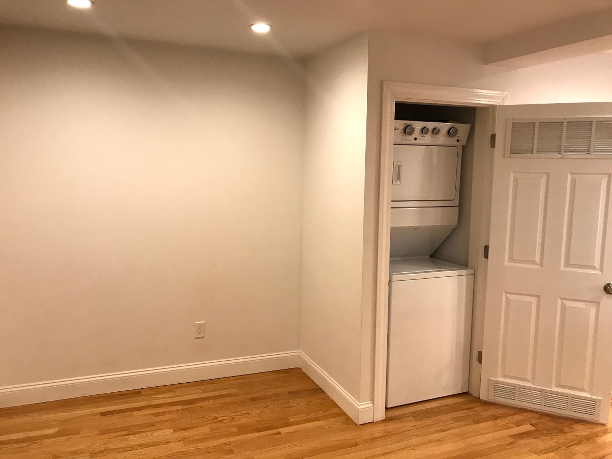 1 bed, 1 bath apartment for rent at 7 Perry St Unit 1, Brookline Village — photo 9 of 13