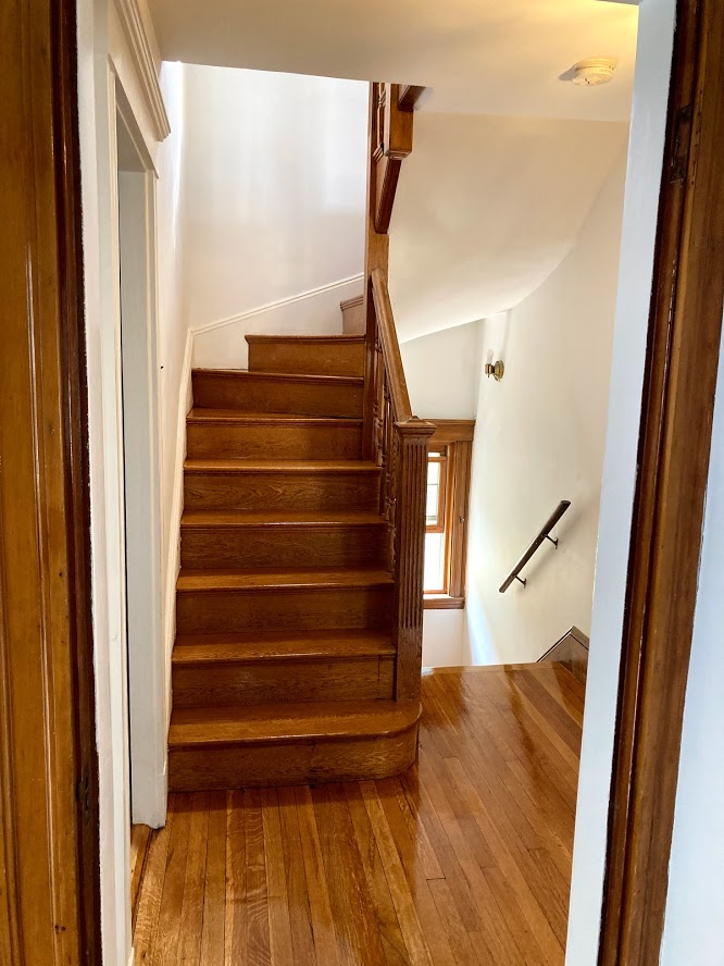 111 Sumner Rd, Brookline Hills