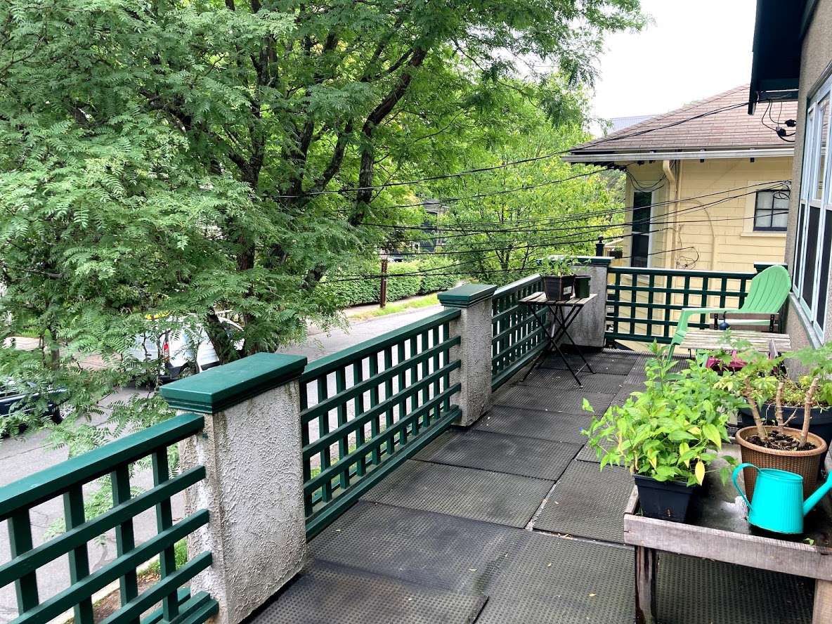 111 Sumner Rd, Brookline Hills