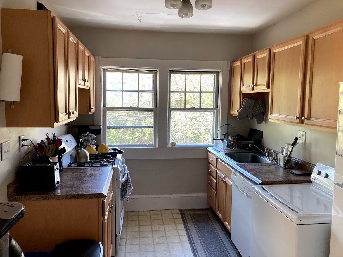 3 bed, 1 bath apartment for rent at 36 Beaconsfield Unit 2, Beaconsfield — photo 4 of 13