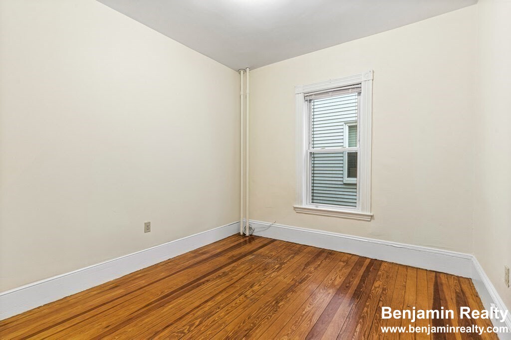 Photos of apartment on Washburn Ter.,Brookline MA 02446