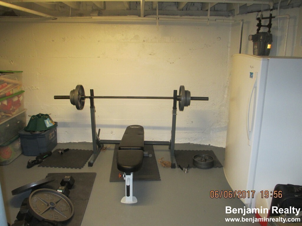 35 Eliot St, Chestnut Hill