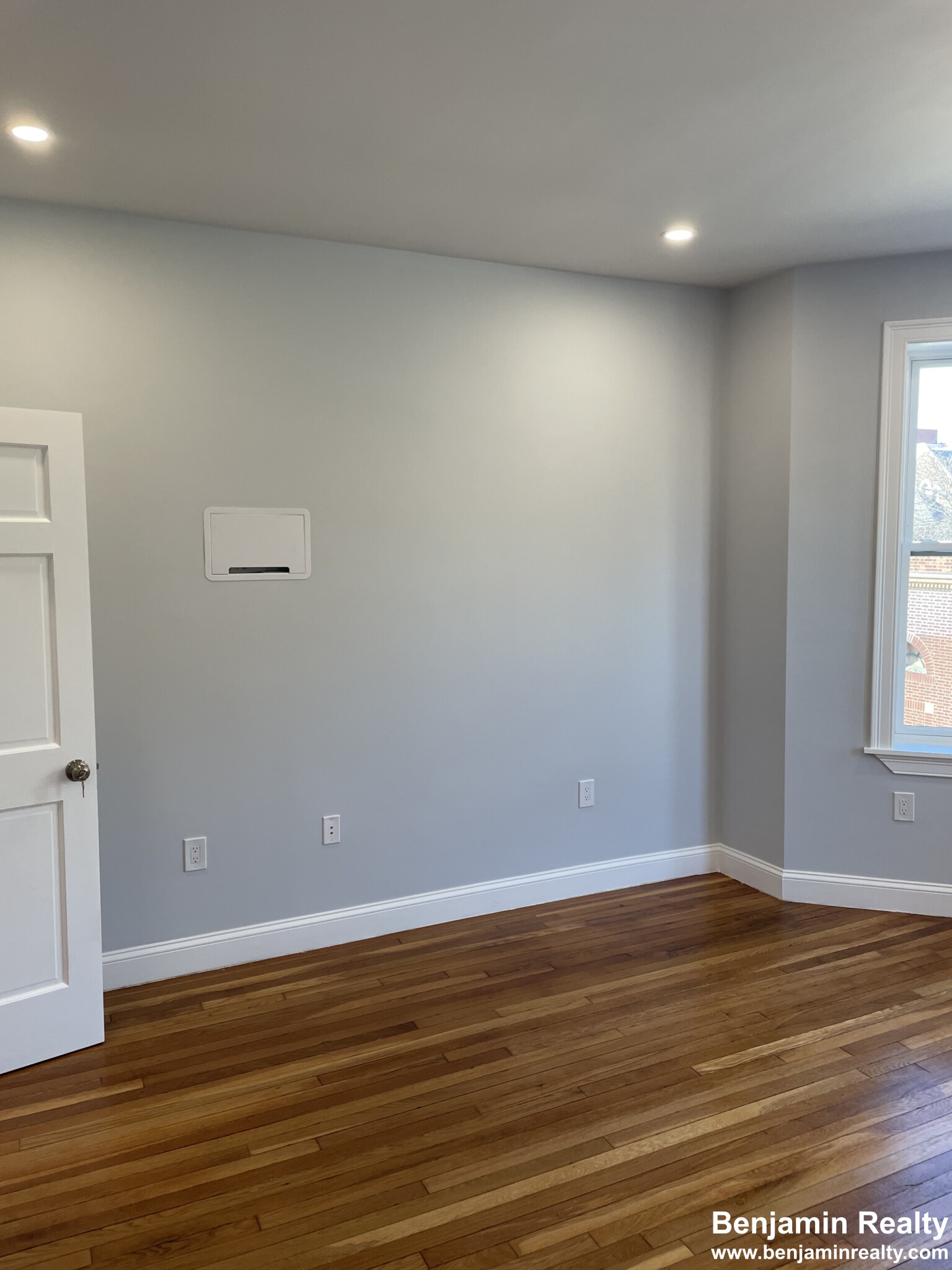 Photos of apartment on Alton Pl.,Brookline MA 02446