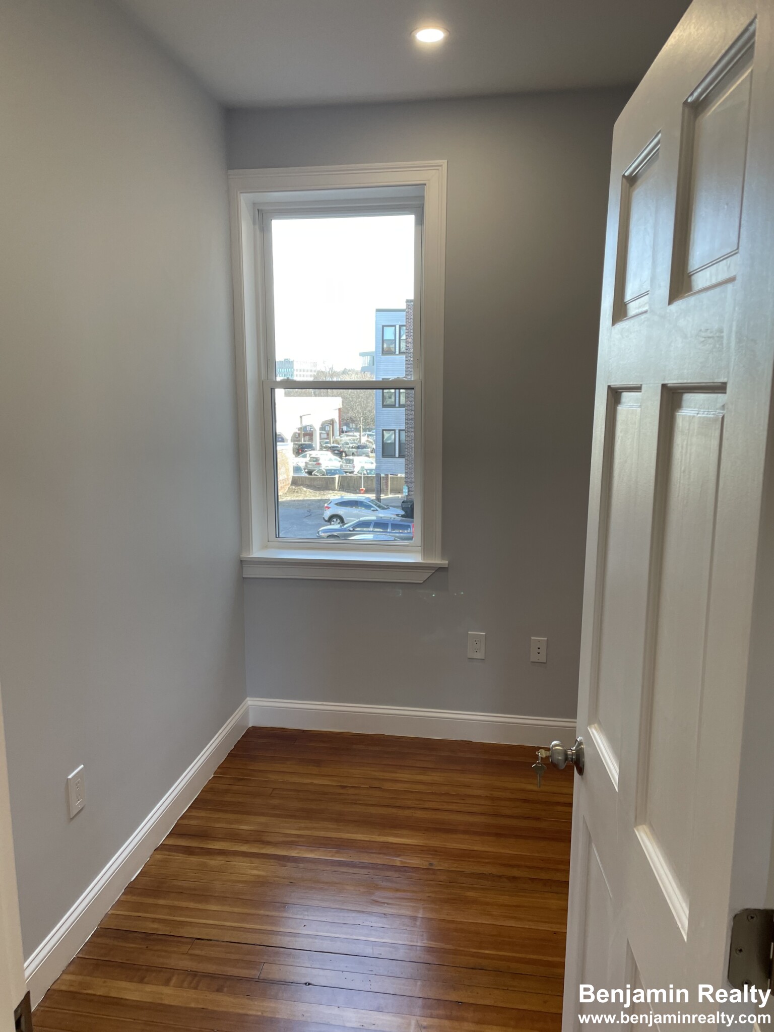 Photos of apartment on Alton Pl.,Brookline MA 02446