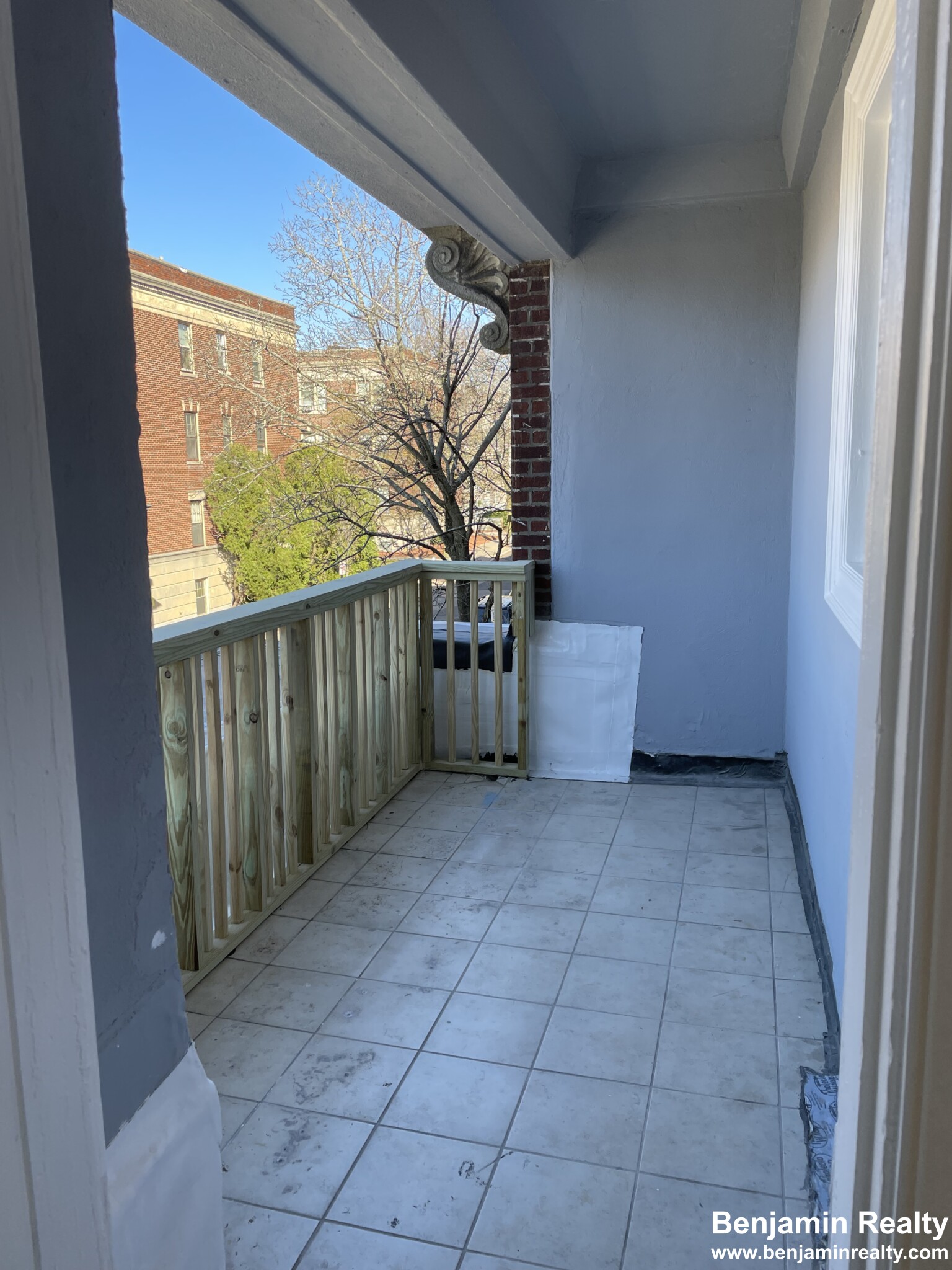 Photos of apartment on Alton Pl.,Brookline MA 02446