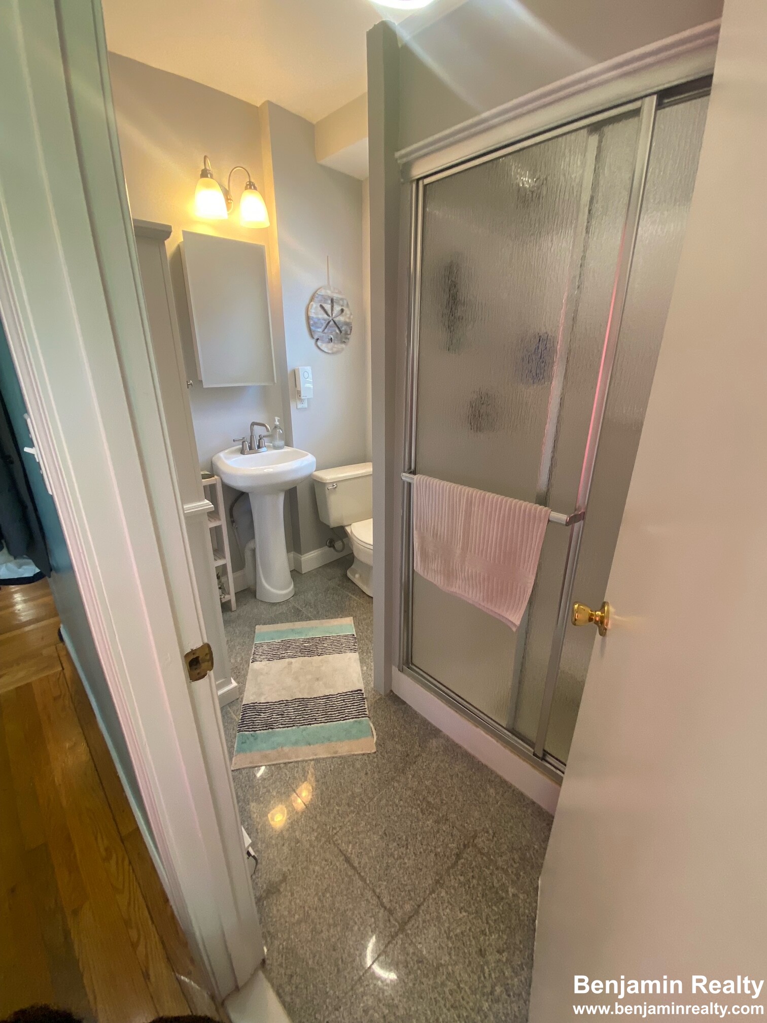 35 Eliot St, Chestnut Hill