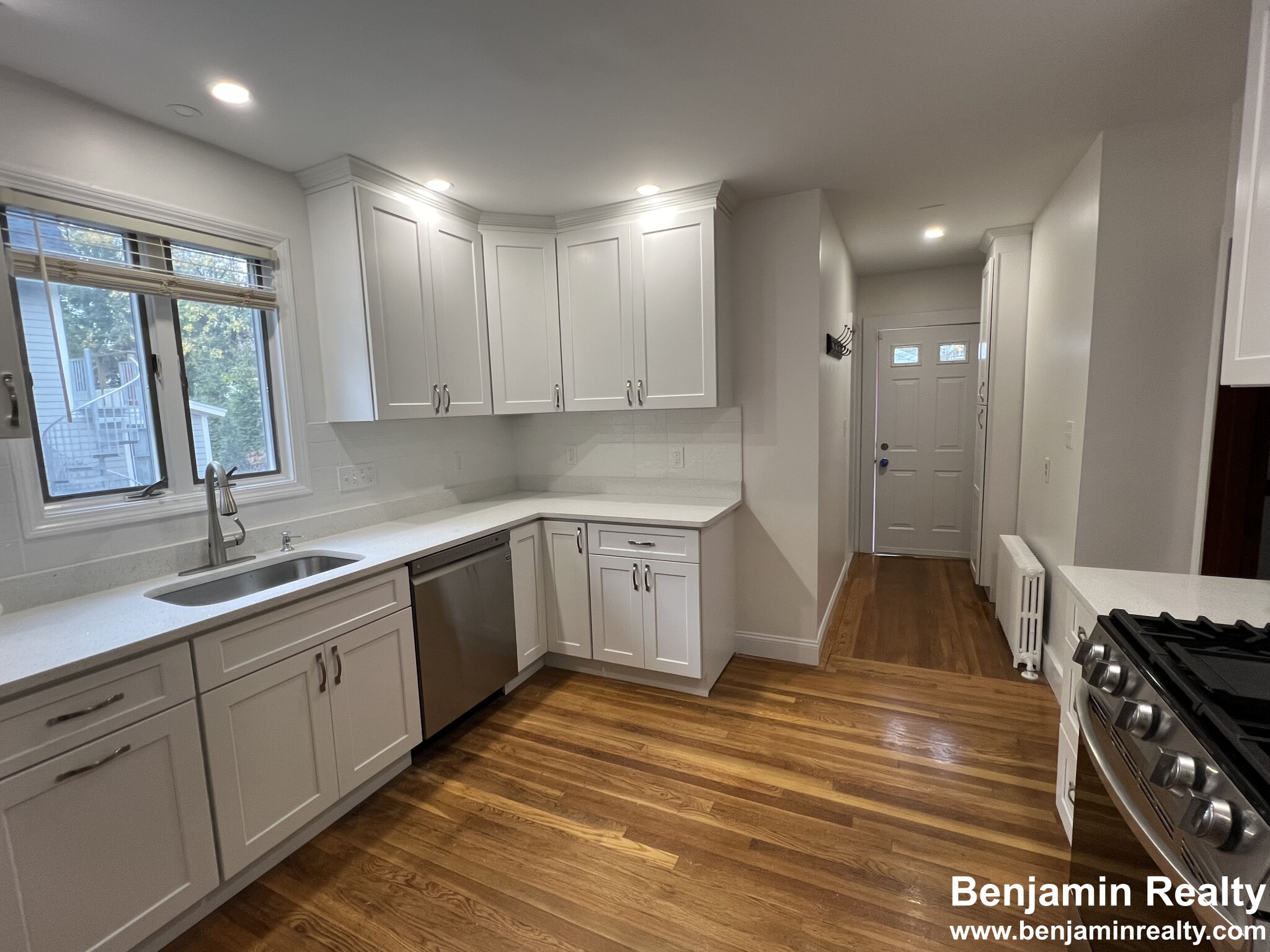 Brookline, MA 02467