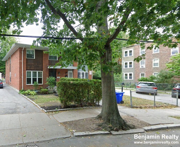 Photos of apartment on Craig Pl.,Brookline MA 02446