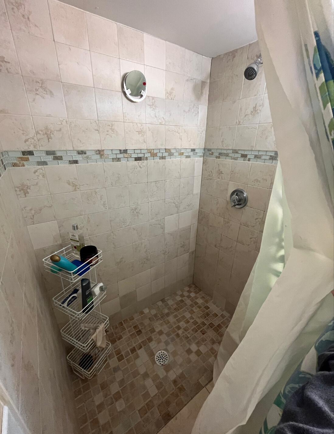 24 Linden St, Allston