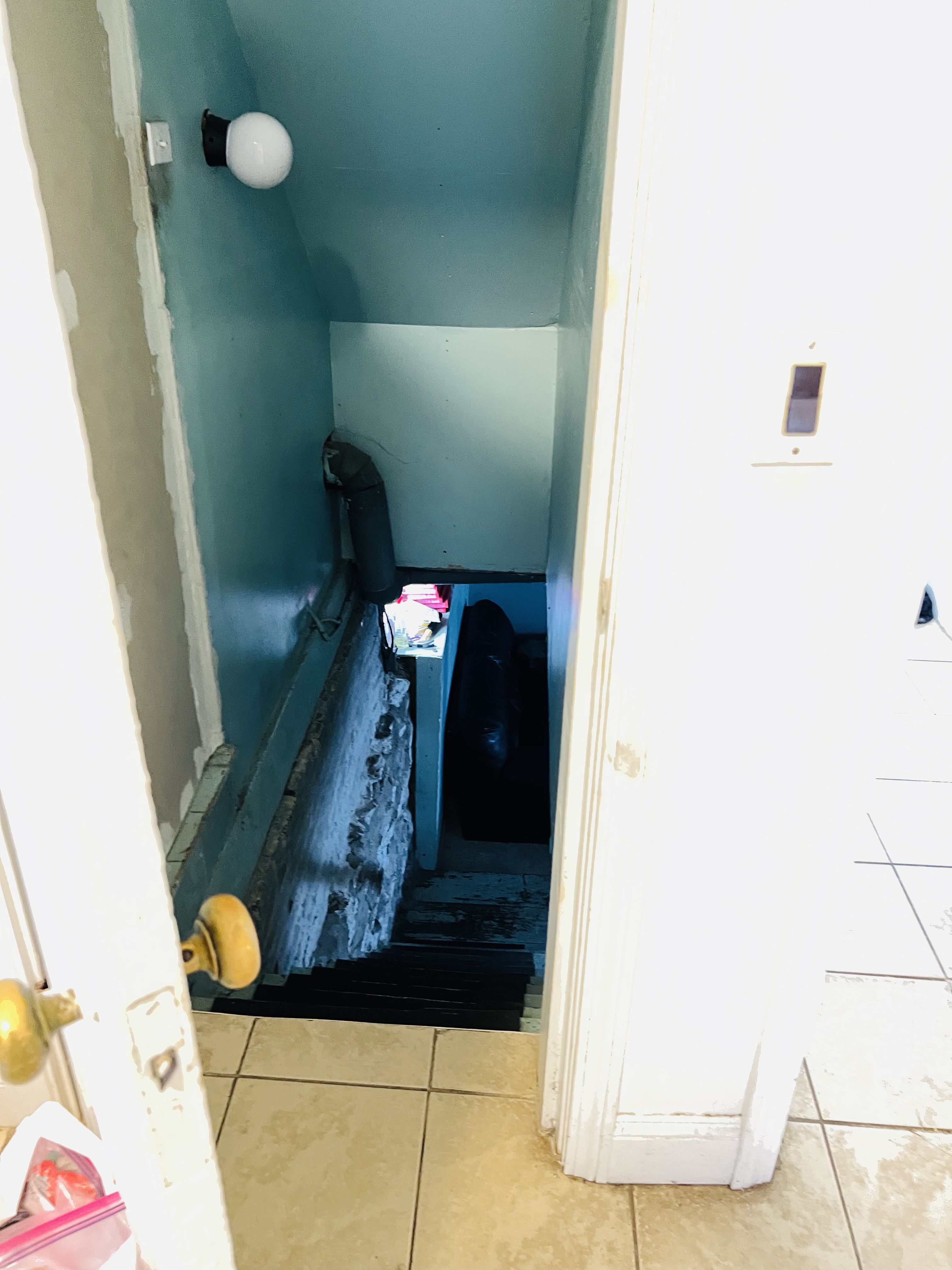 12 Pratt St, Allston