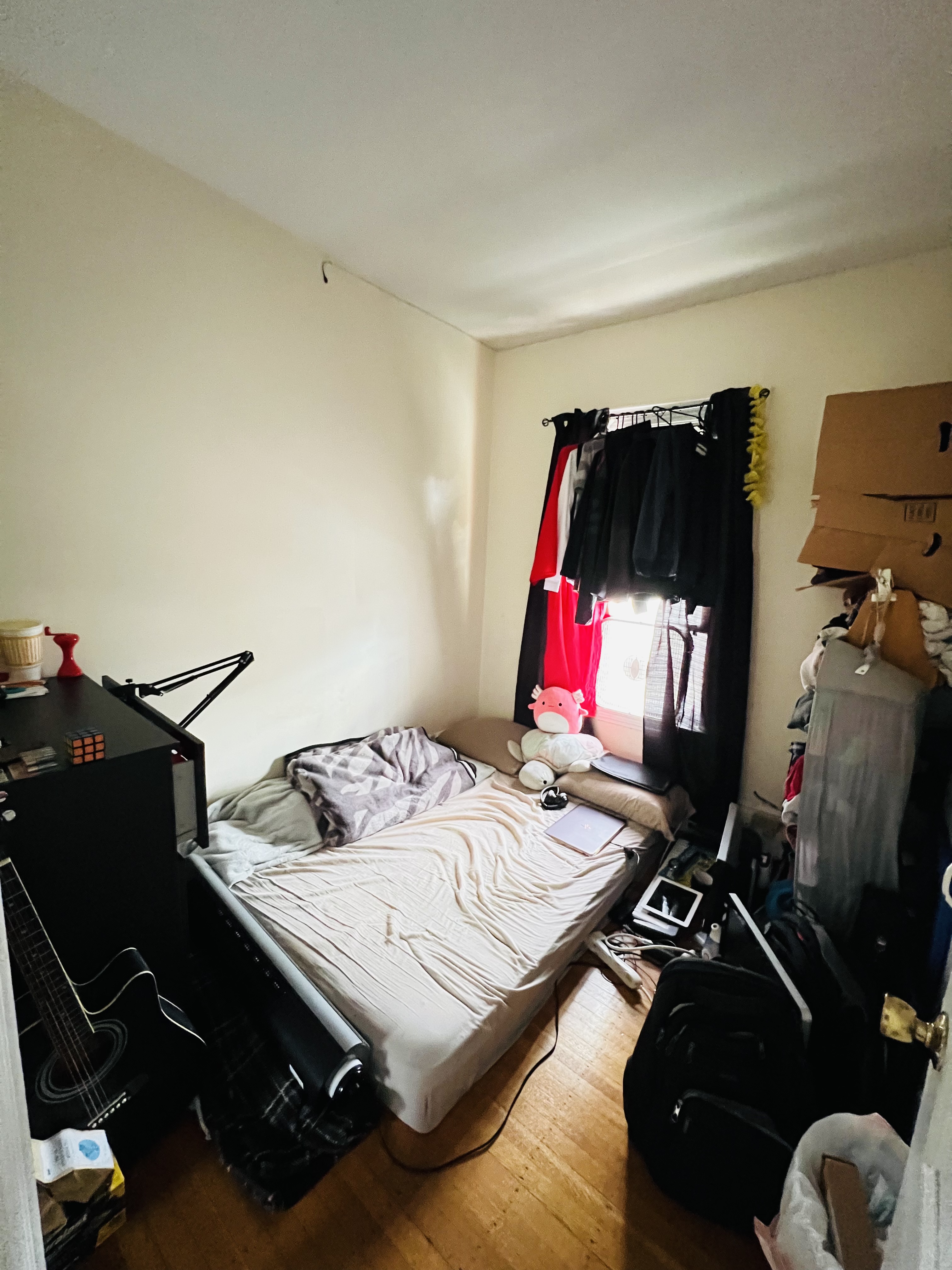 12 Pratt St, Allston