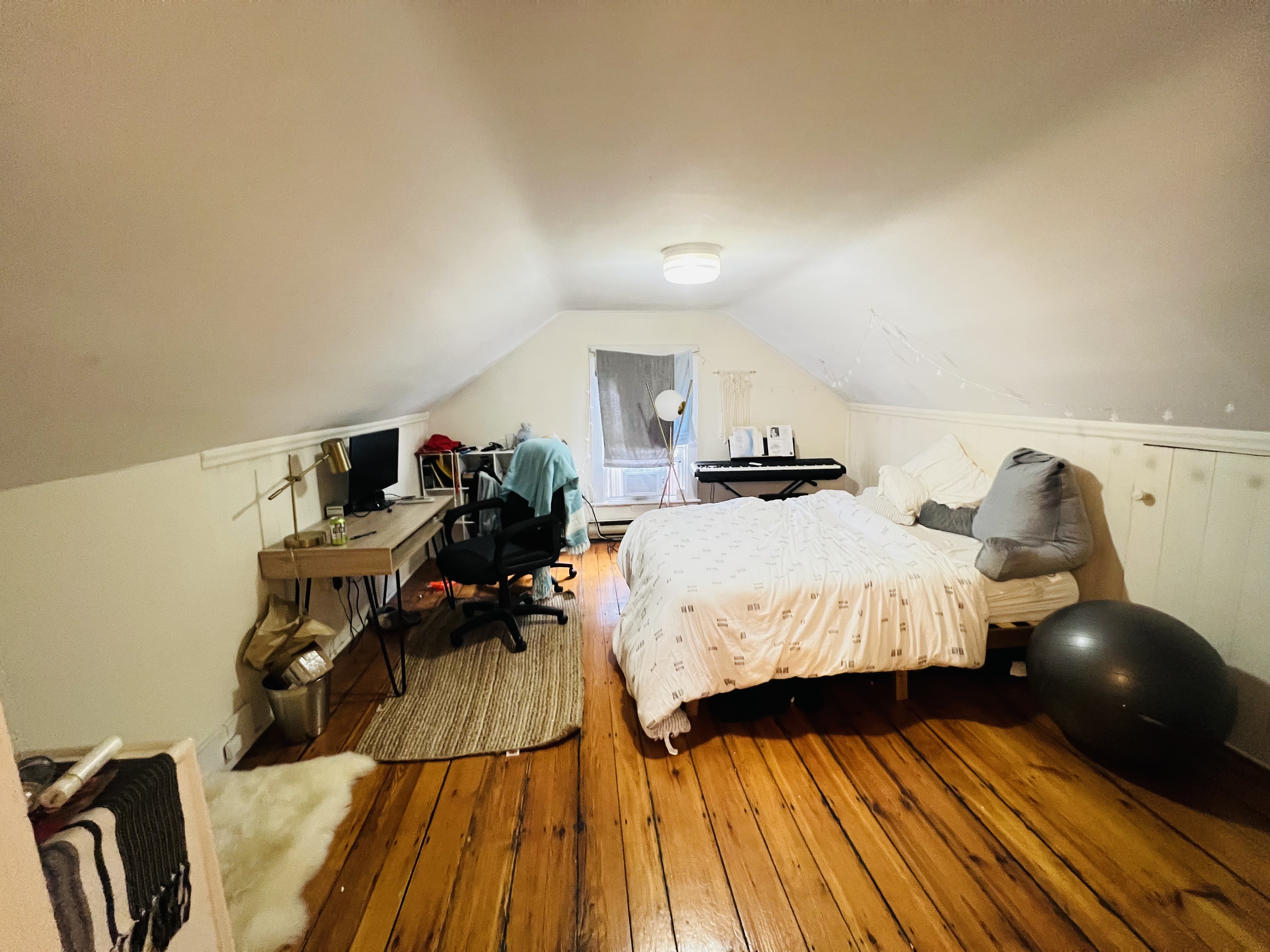 12 Pratt St, Allston