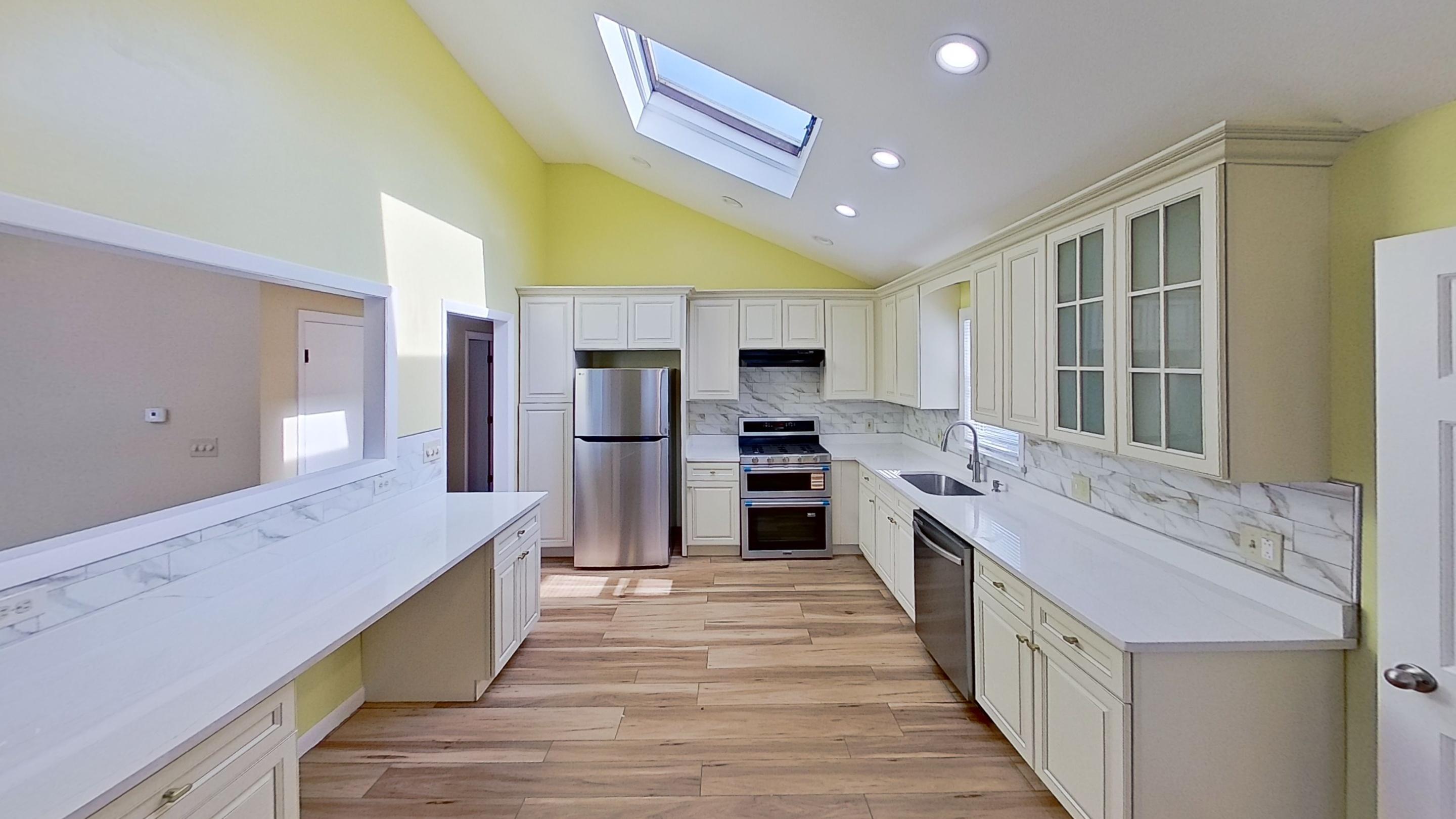 Randolph, MA 02368