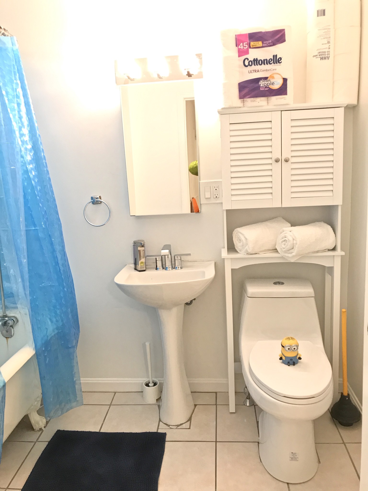 130 8th St, South Boston