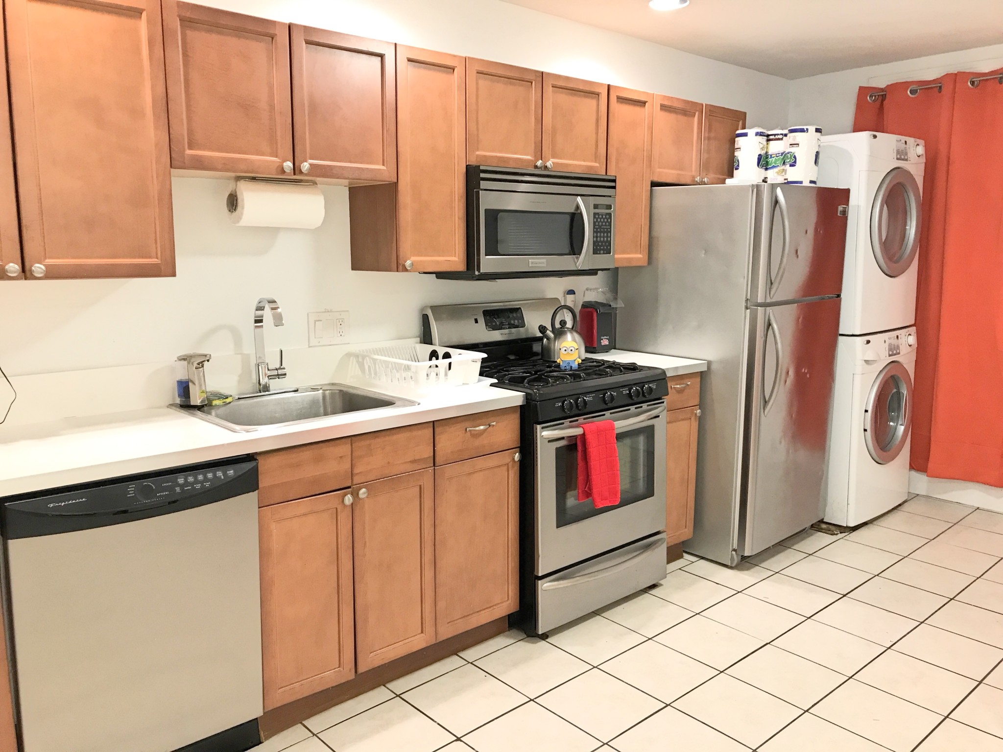 130 8th St, South Boston