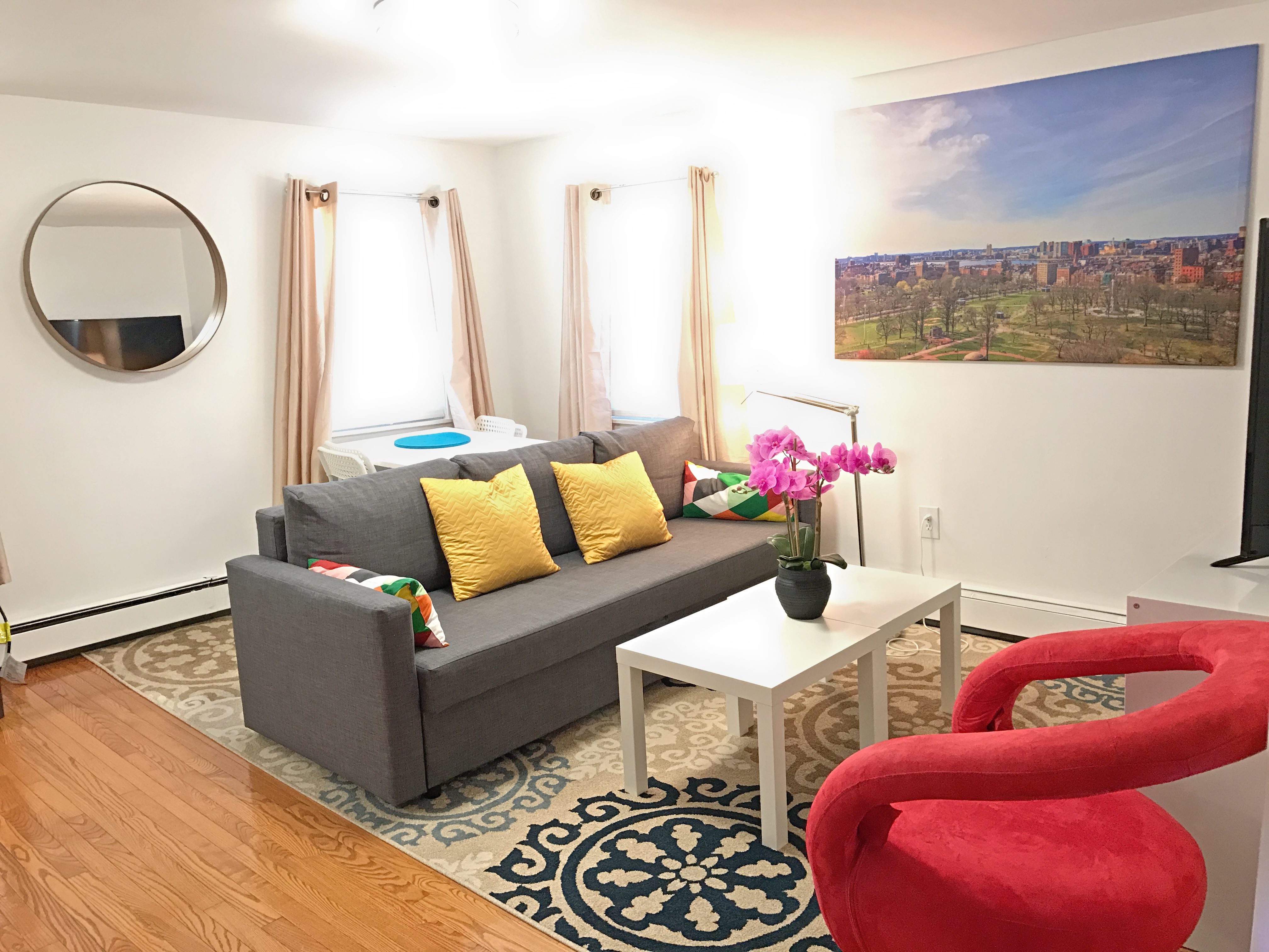 37 Telegraph St, South Boston