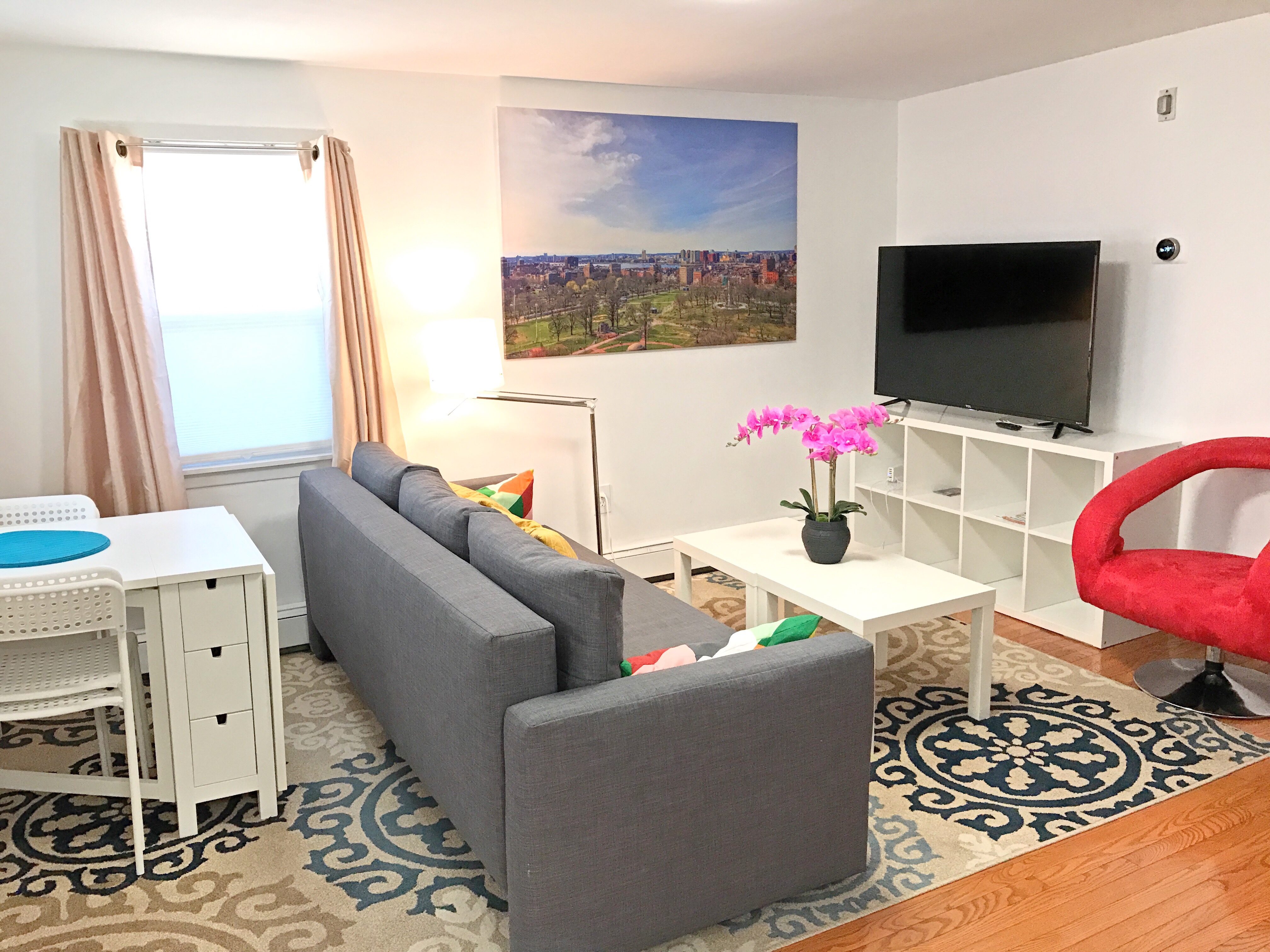 37 Telegraph St, South Boston